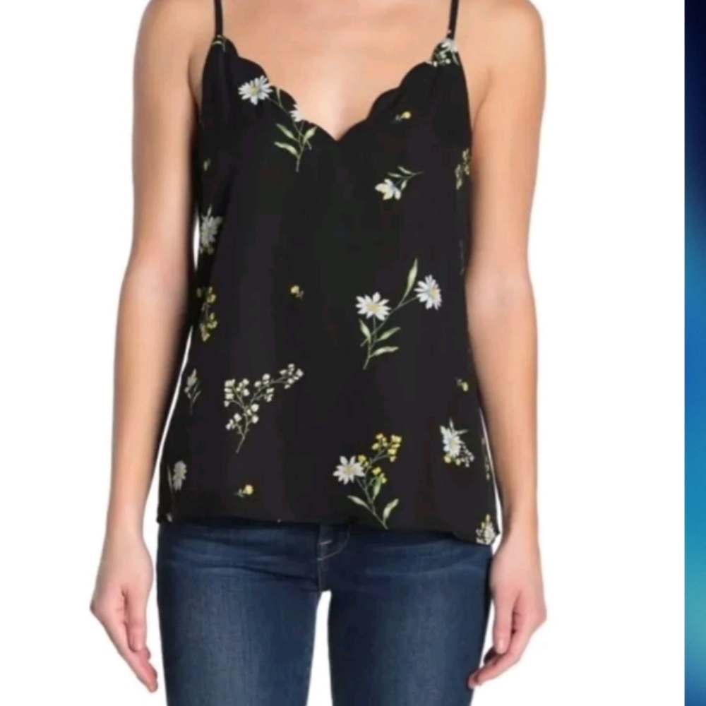 SOCIALITE BLACK FLORAL BLOUSE/  M.